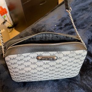 Michael Kors Jet set